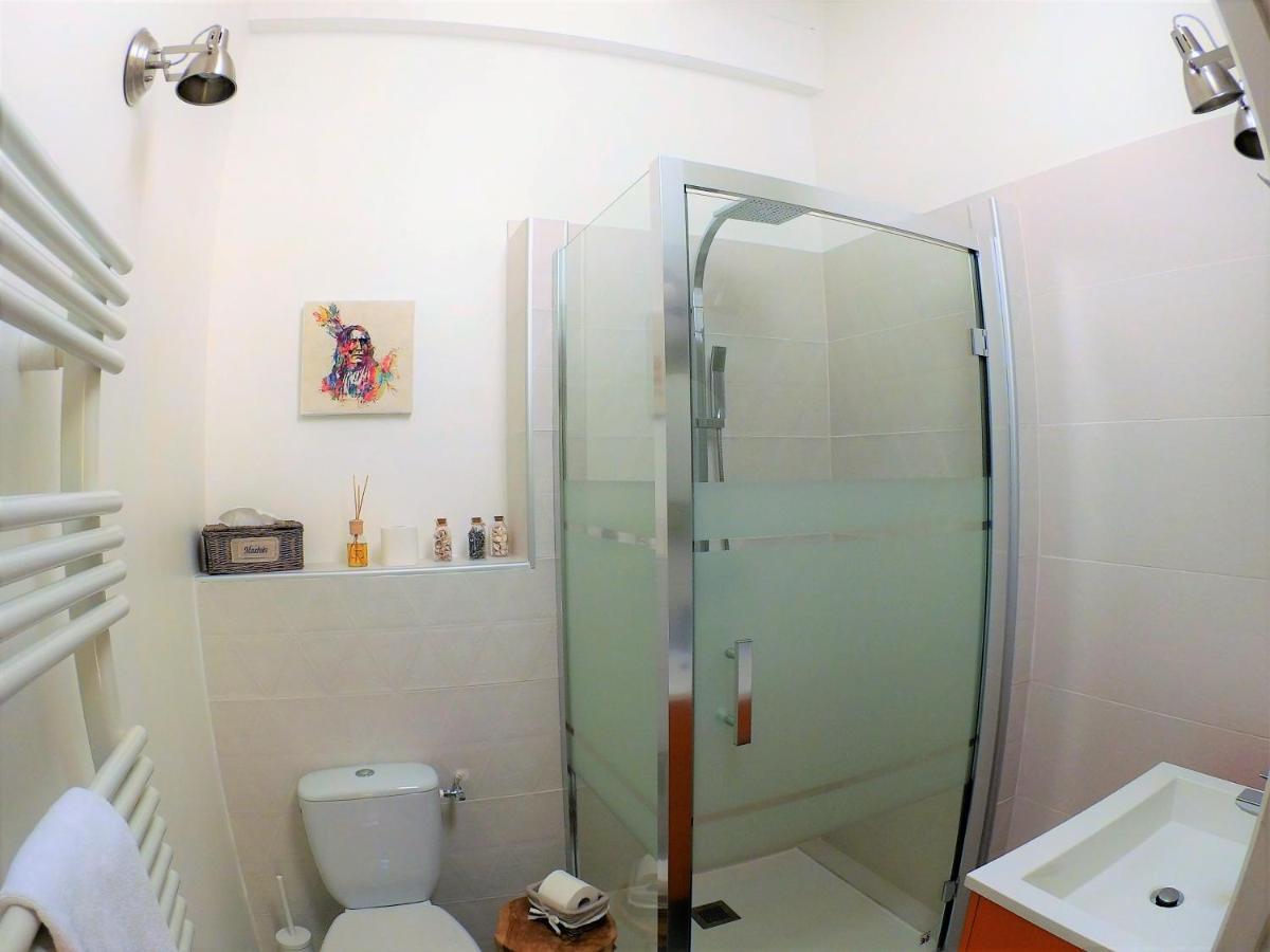 La Villa Carcassonne, Cite 8 Min A Pieds, Clim, Piscine, Full Wifi, Borne 7,5Kw, Velo Elect, Parking Prive Exterior foto